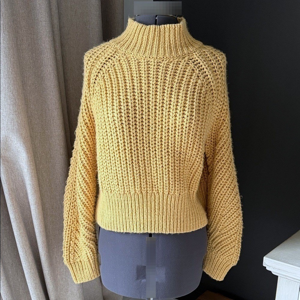 HM Yellow Chunky Heavy Knit Mock Neck Sweater Raglan Sleeve XS Relaxed Fisherman